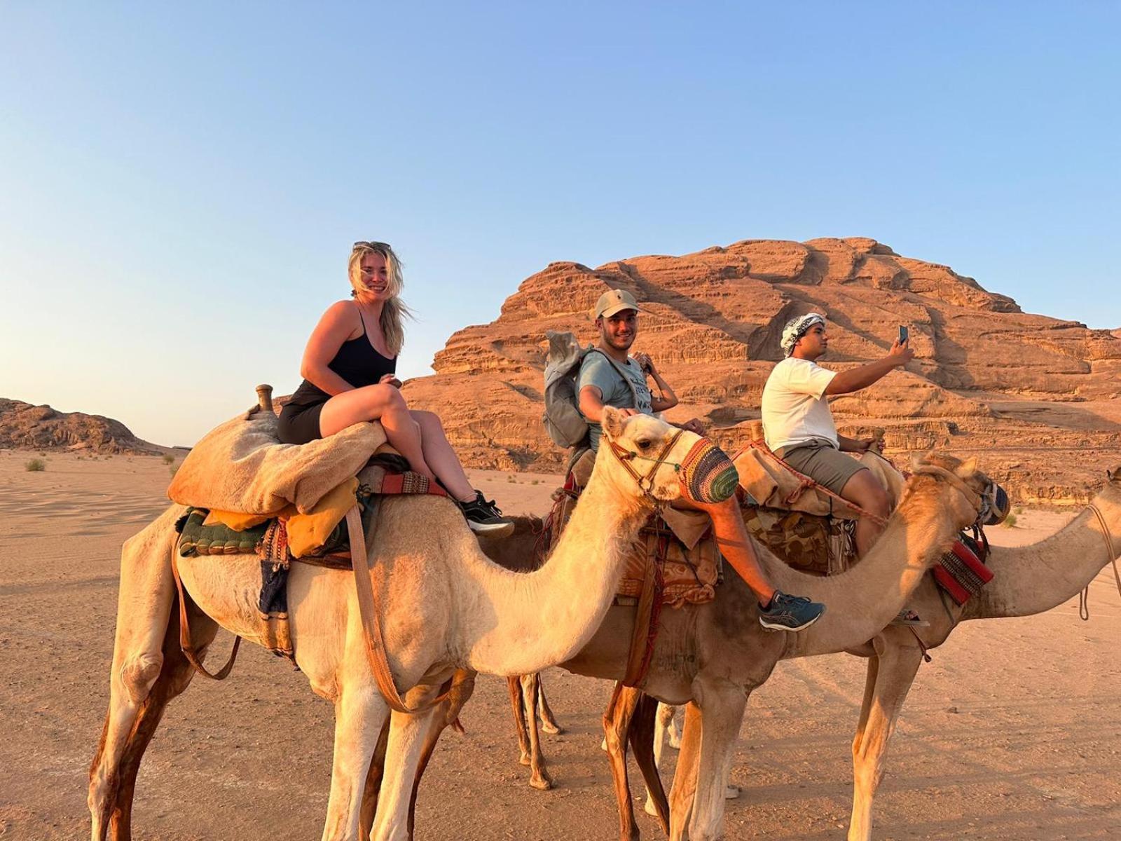 Hotel Harmony Luxury Camp Wadi Rum Exterior foto